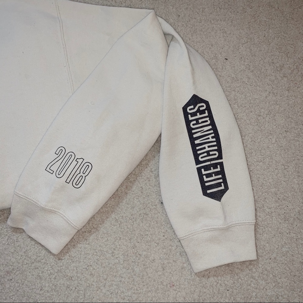 Thomas Rhett Crewneck - Picture 4 of 4